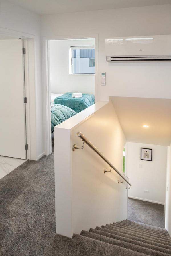 Nature'S Haven 2 Bed 2 Bath W/Carpark Christchurch Bagian luar foto